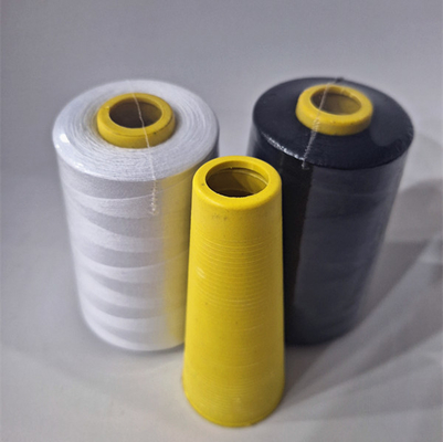 Sprzęt do szycia z poliestrowego włókienka 100% spuntowanego 40/2 3000yds